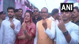 MP: Ex CM Shivraj Singh Chouhan casts vote with family, appeals to voters to exercise franchise